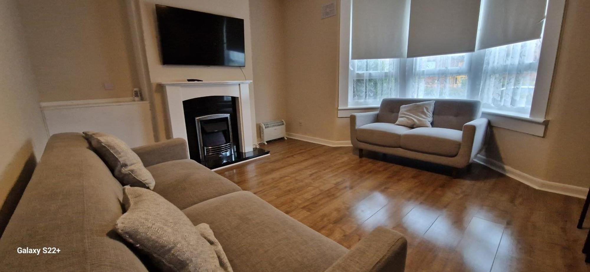 Archillects Entire Two Bedroom Comfy House - Free Parking Glasgow Buitenkant foto